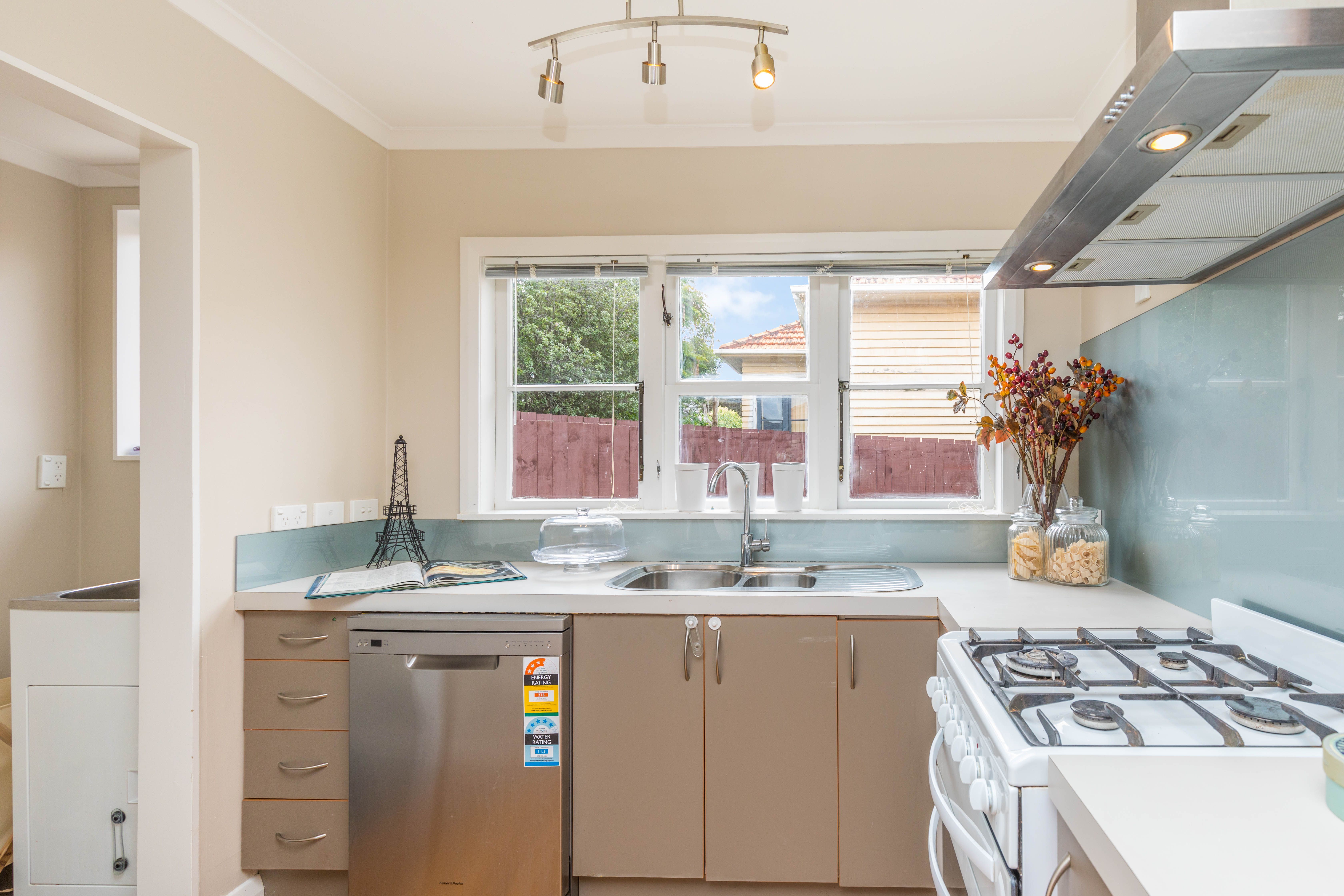 14 Himikera Avenue, Avondale, Auckland City