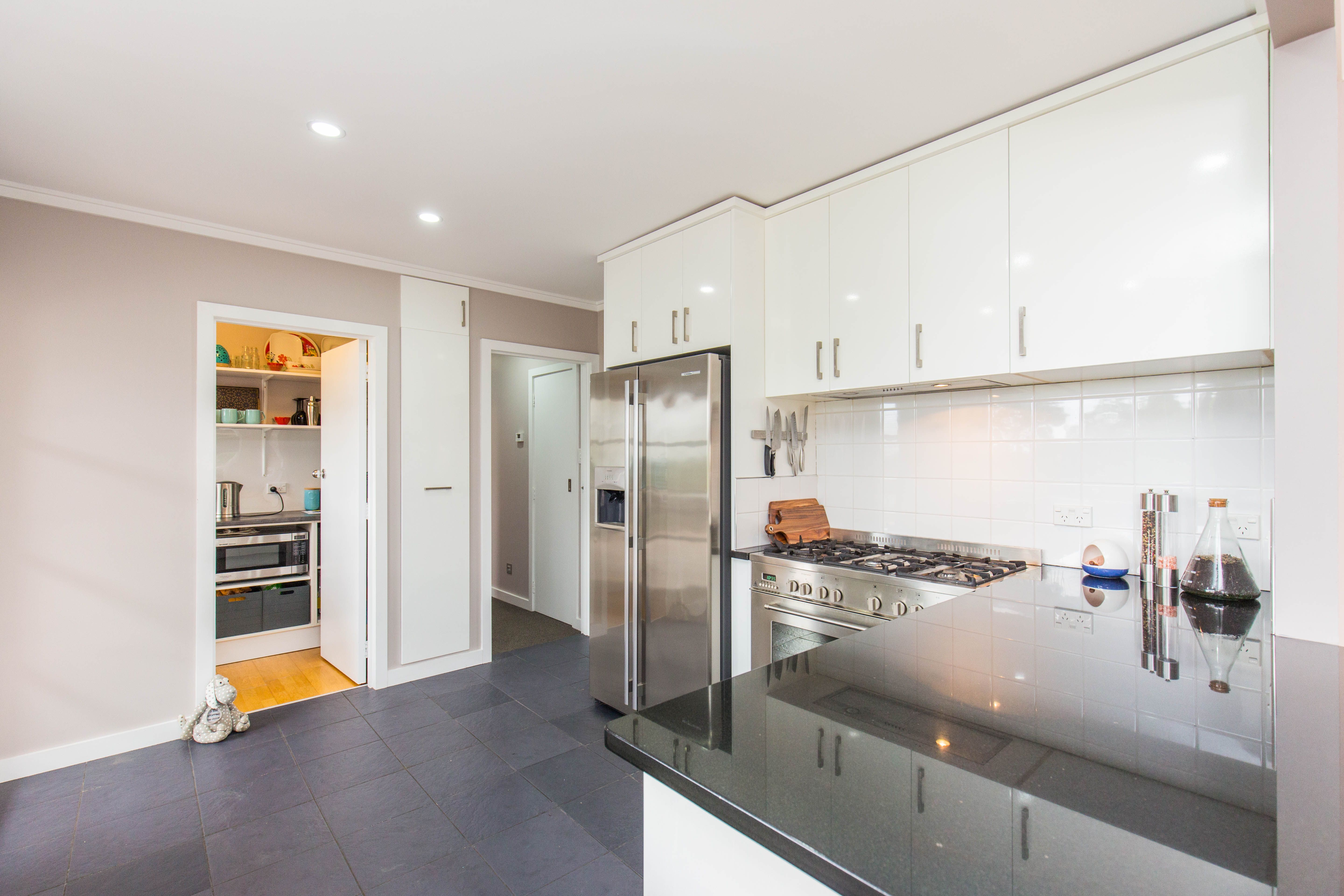 77 Glenmore Road, Sunnyhills, Manukau City