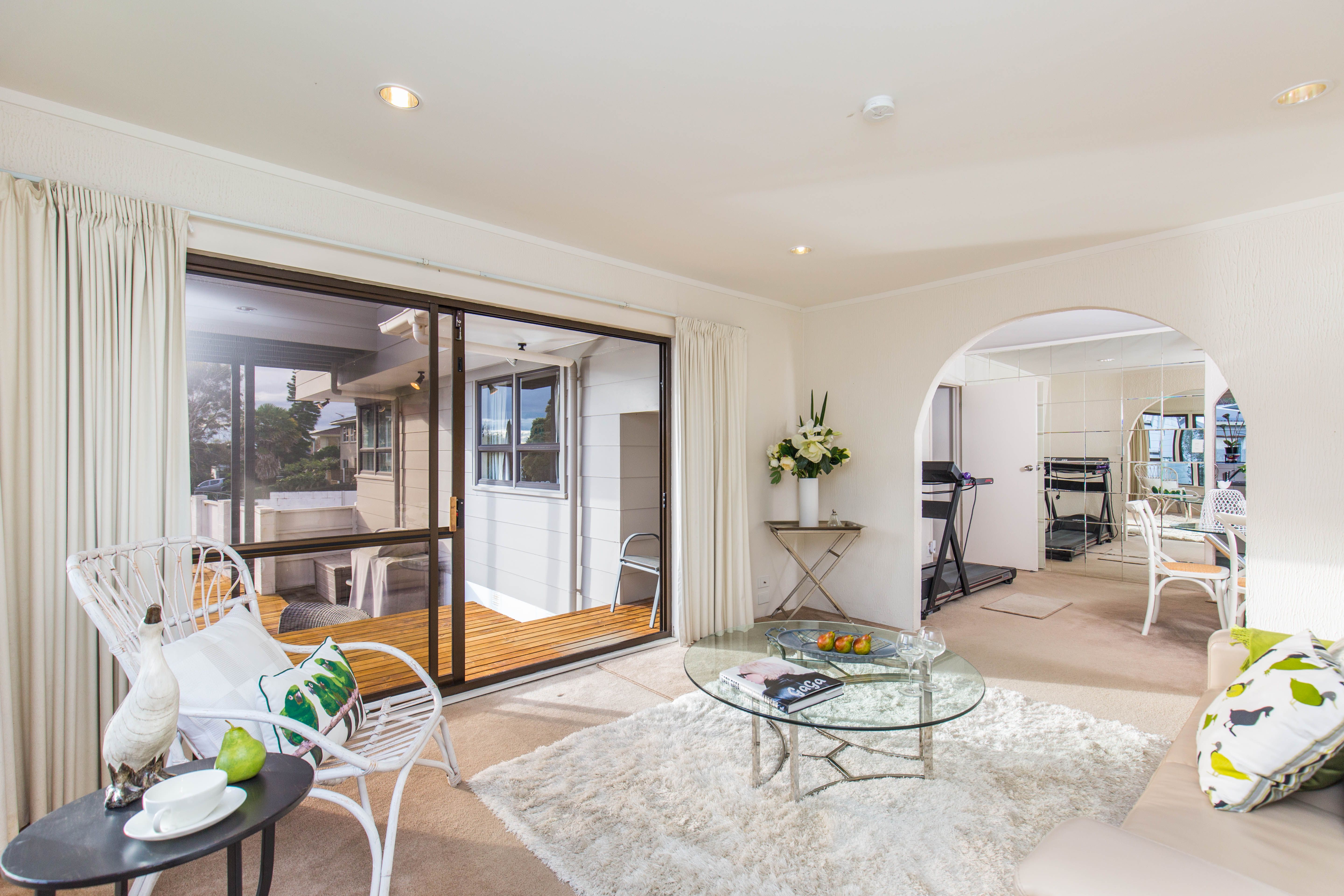 16 Steen Place, Mangere Bridge, Manukau City