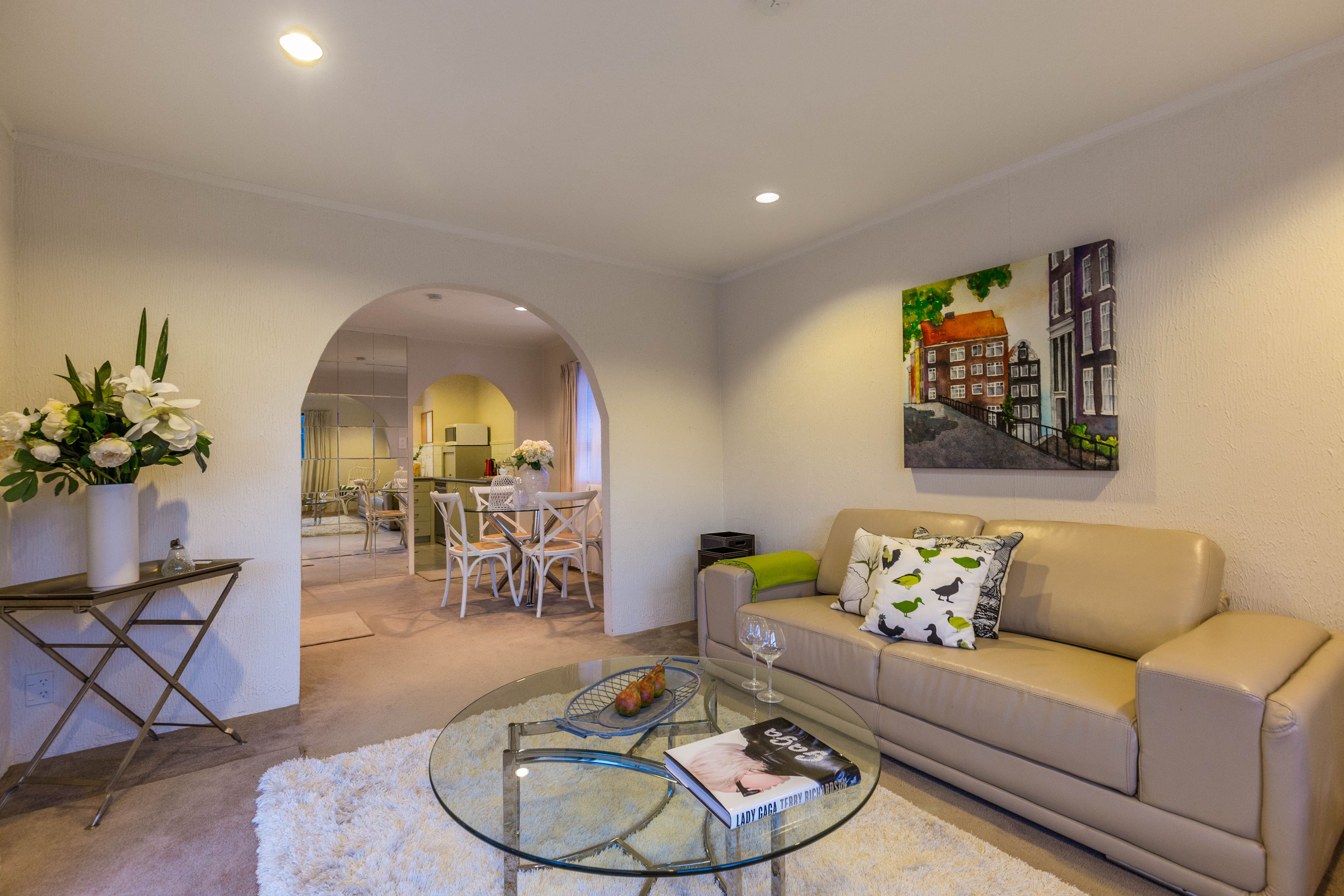 16 Steen Place, Mangere Bridge, Manukau City