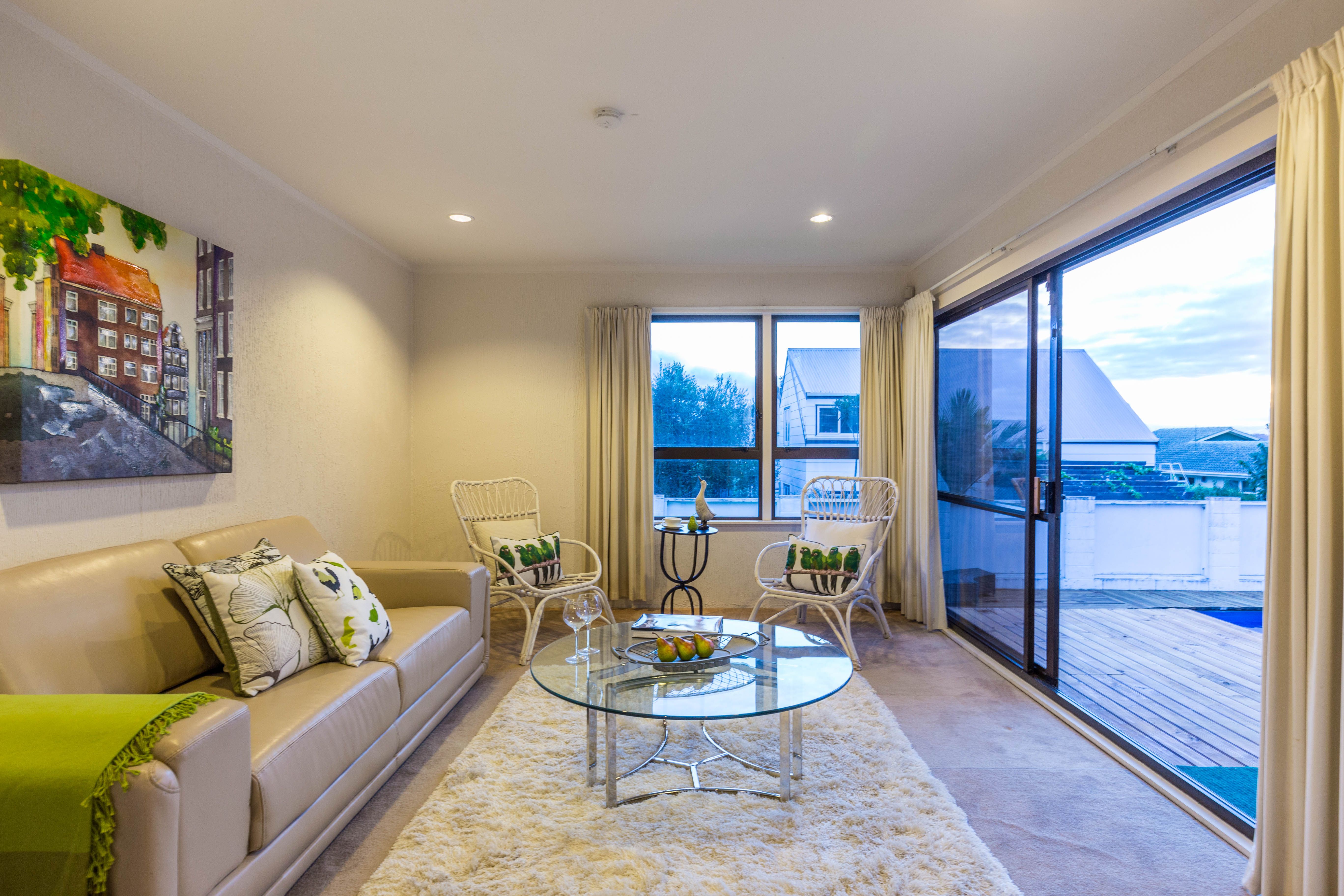 16 Steen Place, Mangere Bridge, Manukau City