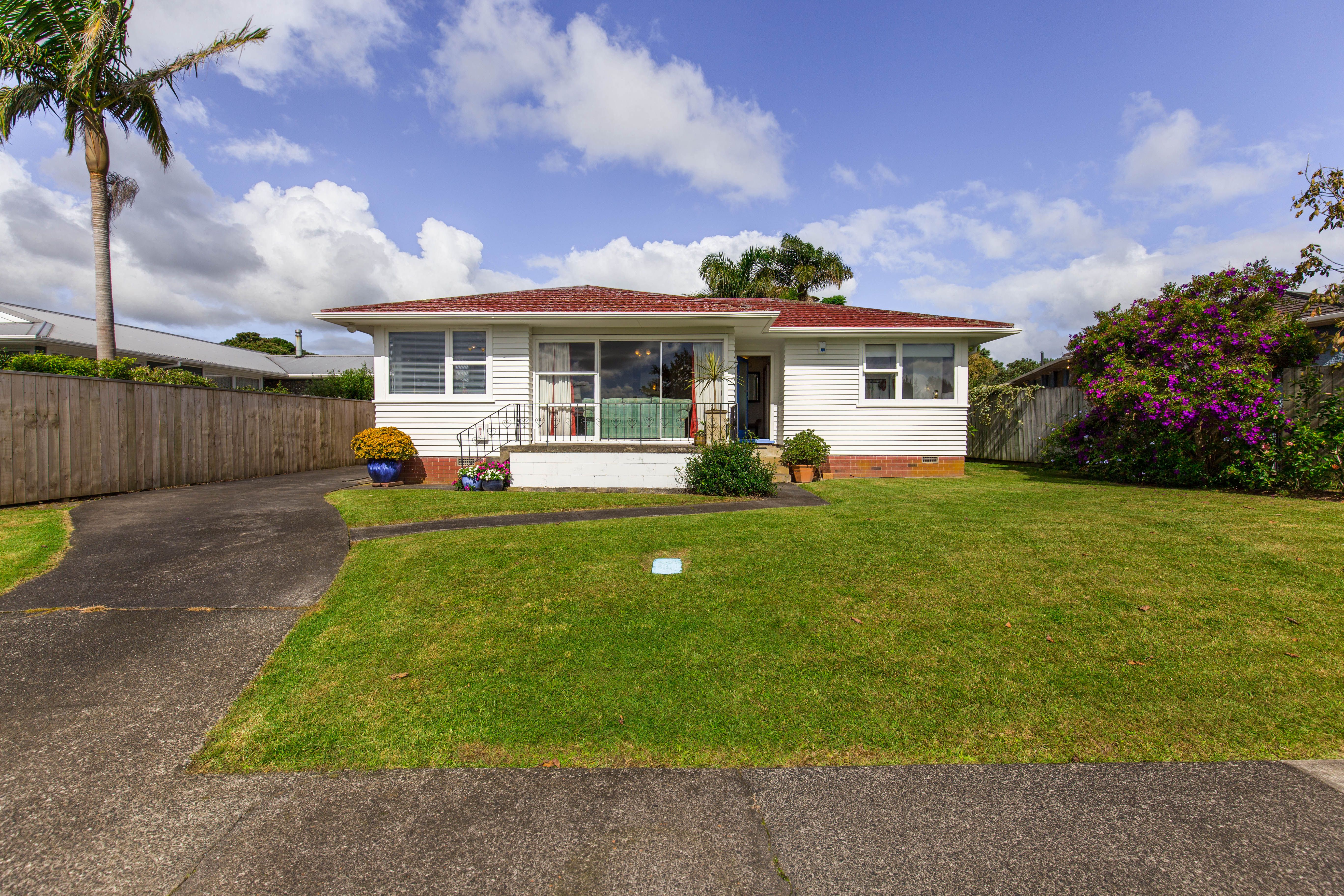123 Edgewater Drive, Pakuranga, Manukau City