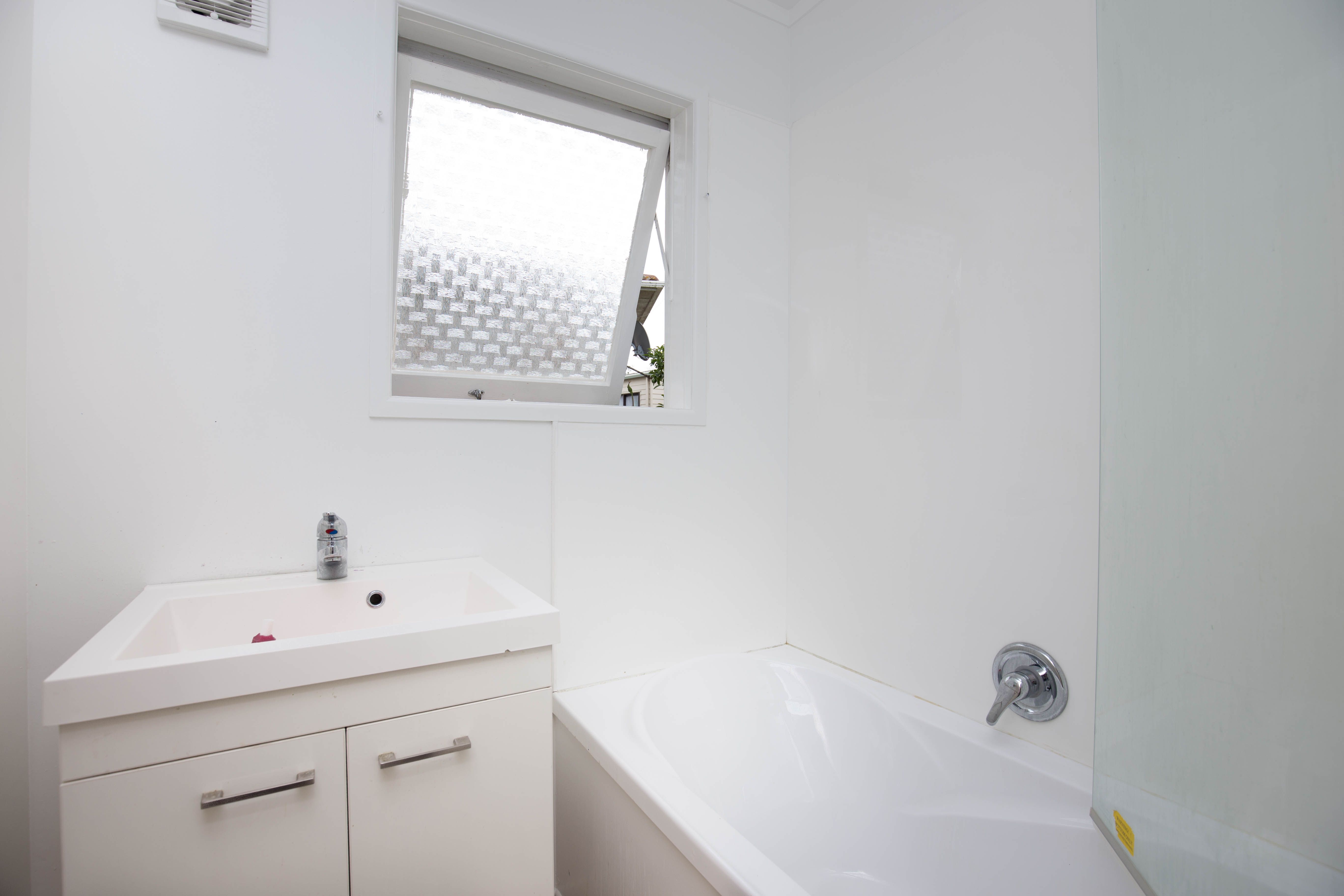 1/17 Quennell Avenue, Favona, Manukau City