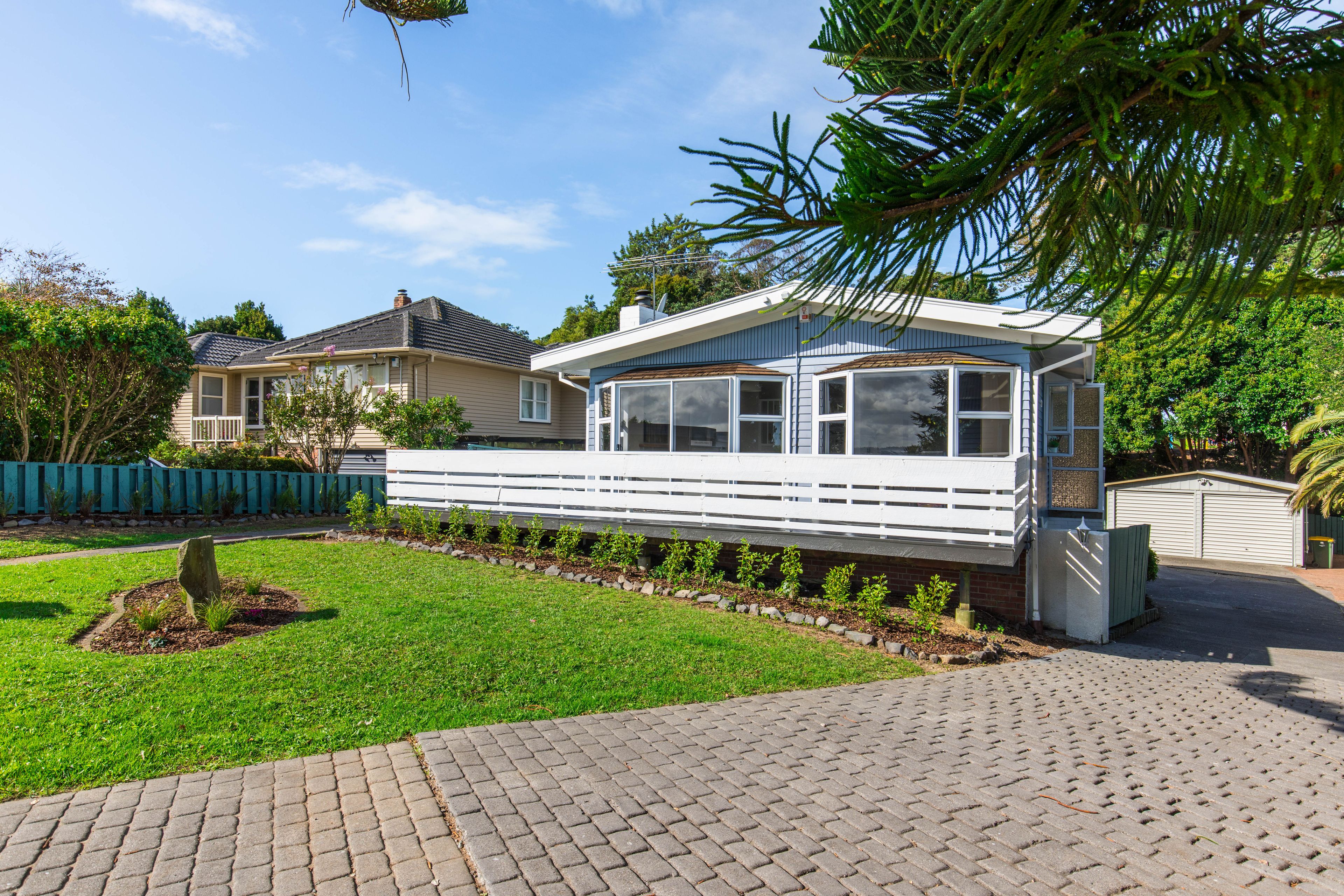 16 Cardiff Road, Pakuranga, Manukau City