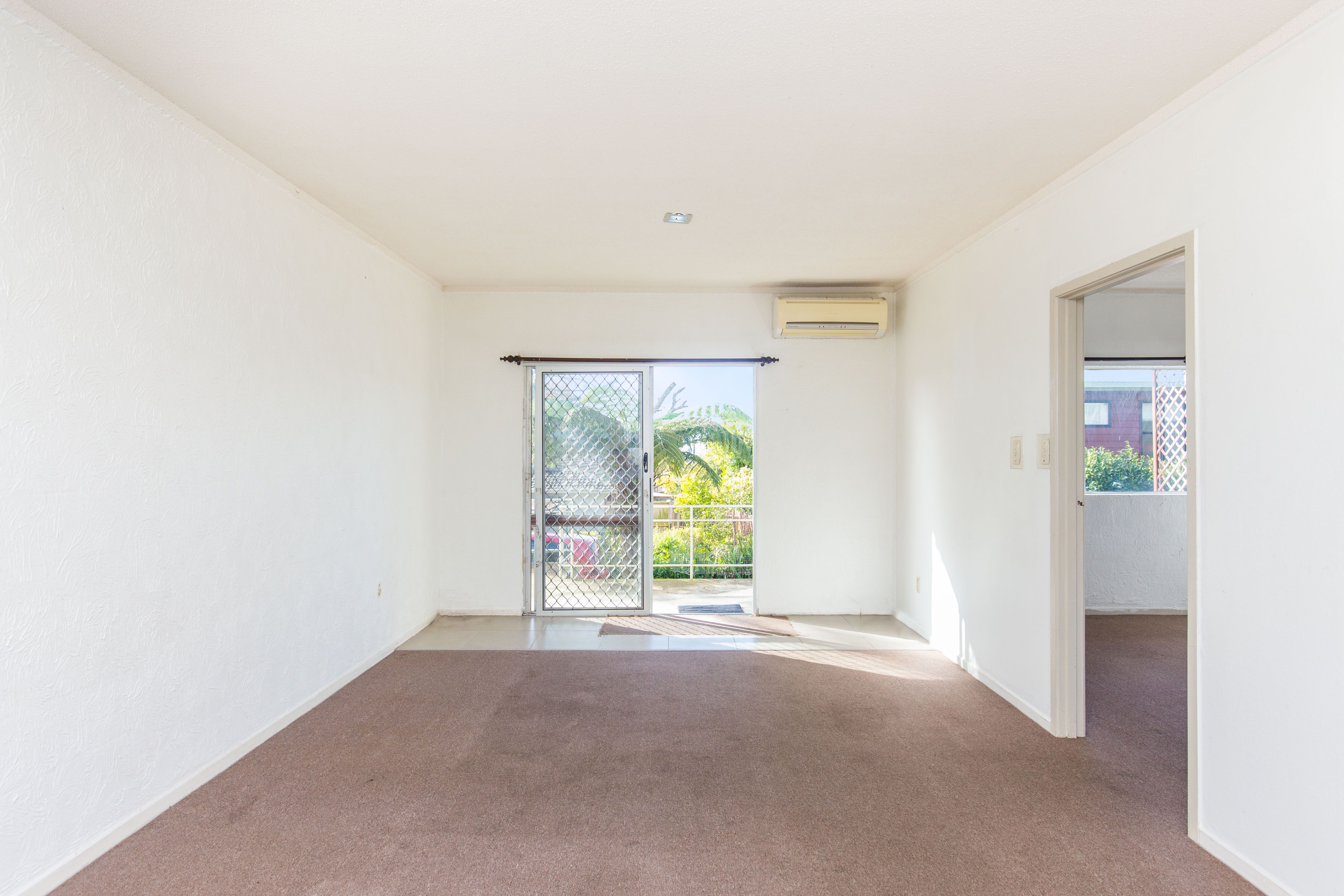 5/92 Titirangi Road, New Lynn, Waitakere City