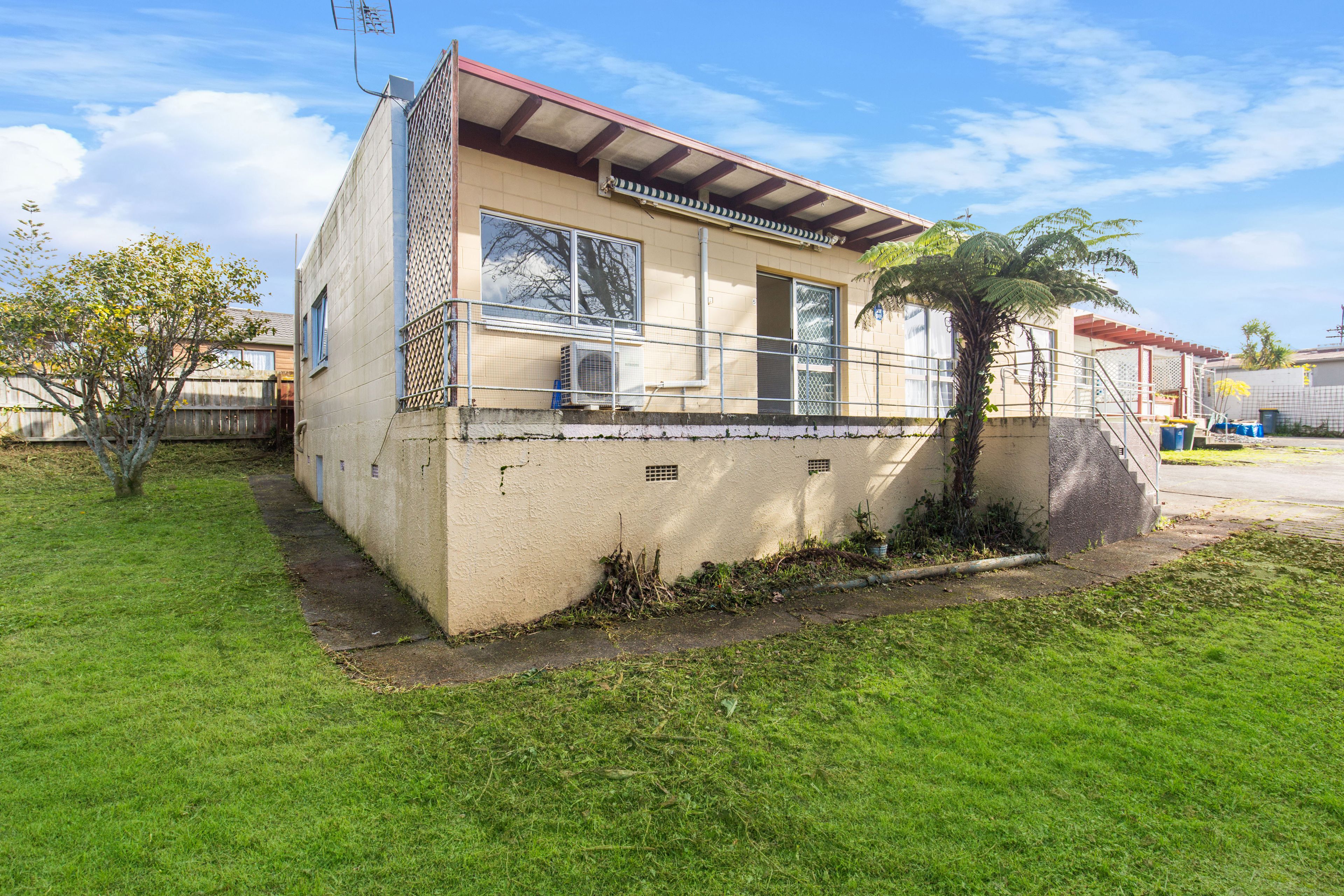 5/92 Titirangi Road, New Lynn, Waitakere City