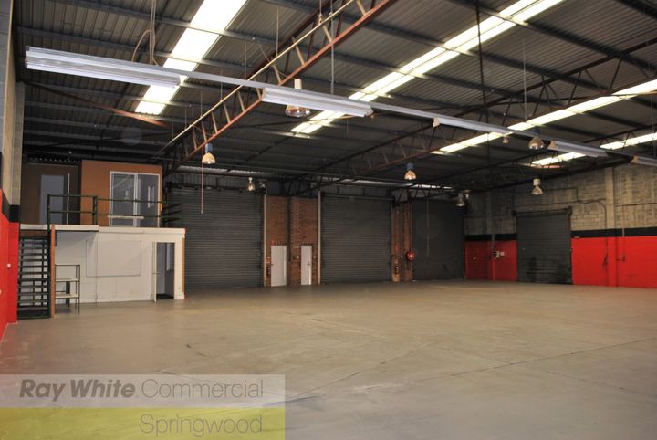 Total Flooring Warehouse - Brisbane" (General contractor in Slacks ...