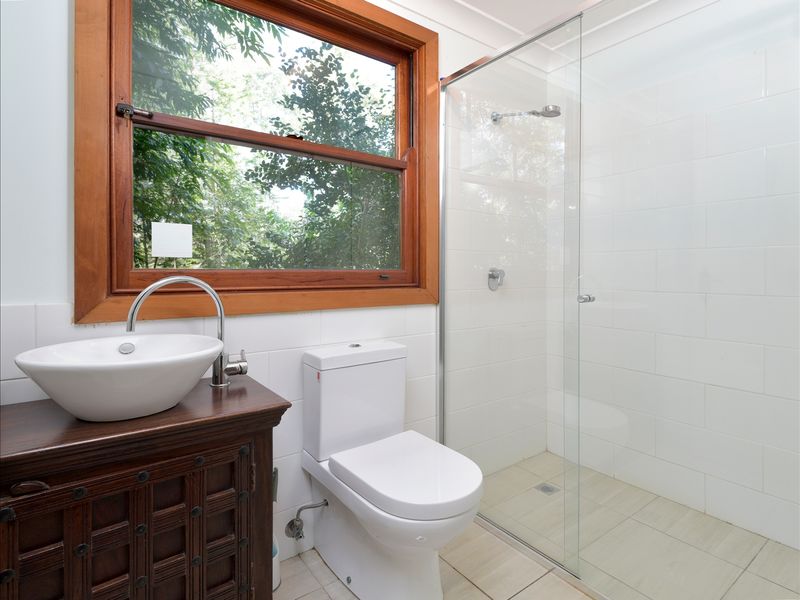 Bathroom Windows For Sale Brisbane house for sale eatons hill, qld 20 milford court Bathroom Windows For Sale Brisbane house for sale eatons hill, qld 20 milford court