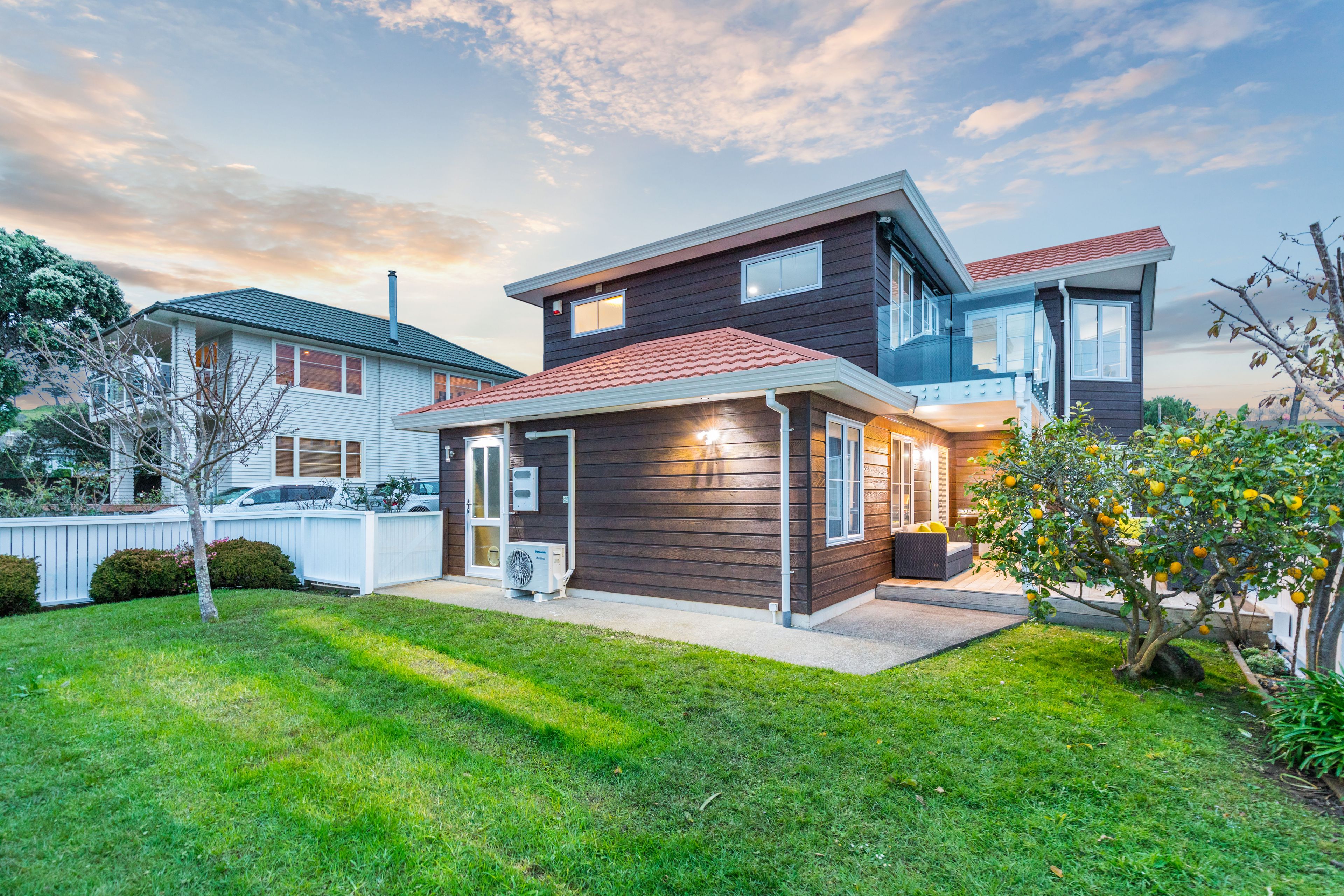 1/24 Woodward Avenue, Mangere Bridge, Manukau City