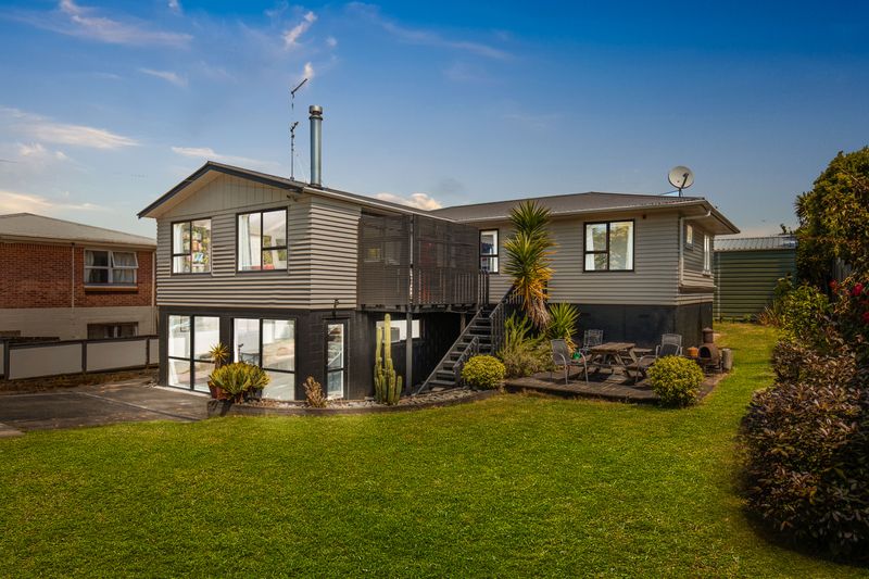 #LargeFamilyLiving - Now $40,000 under CV - Opaheke