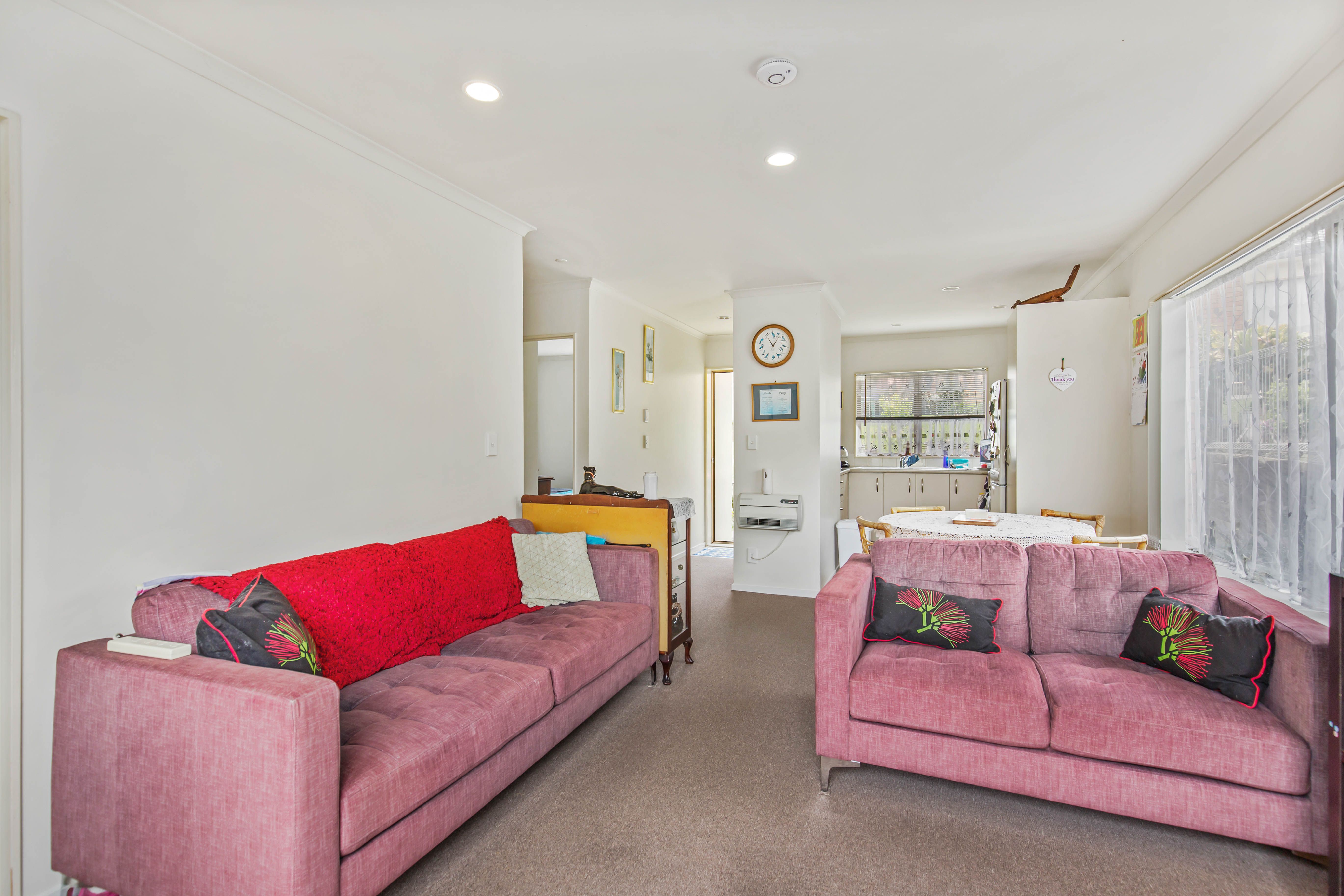 10/15 Hastie Avenue, Mangere Bridge, Manukau City