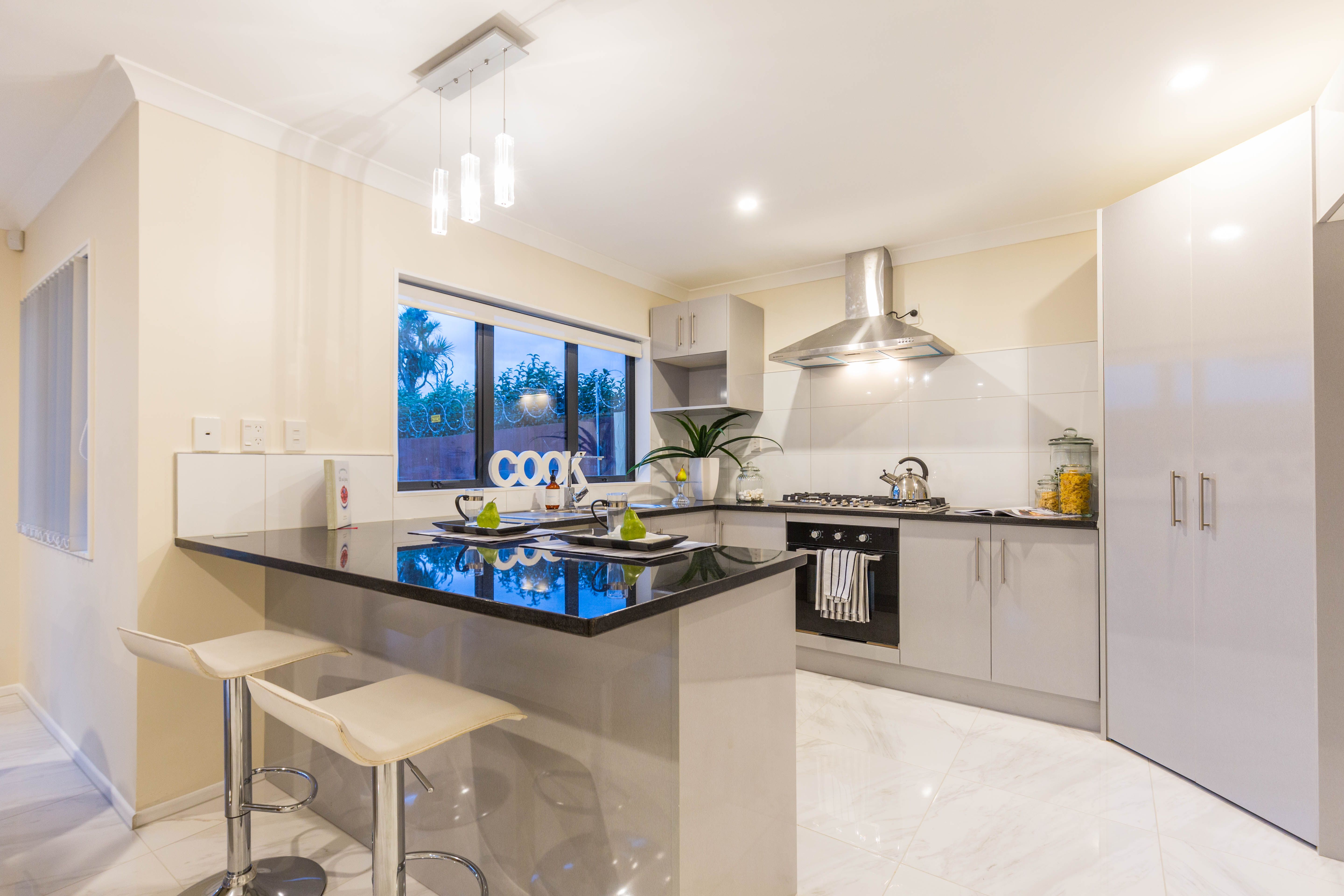 2/160 Robertson Road, Mangere, Manukau City